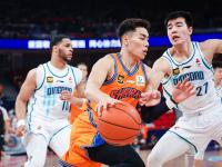 爱游戏官网网页版入口-上海男篮全队发挥出色，打破对手防线的简单介绍