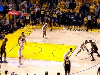 爱游戏网页版登录入口-中锋球员内线强势抢得关键篮板