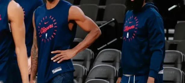 爱游戏在线登录-包含快船队经理公开新赛季计划欲重振球队雄风的词条