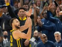 爱游戏中国官网-勇士队球员接受公开访问呈现球场外风采的简单介绍