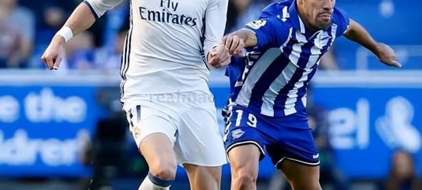 爱游戏官网-关于阿拉维斯在客场逆袭，取得重要胜利的信息