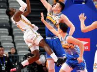 爱游戏官方登录入口-新疆男篮主场击败北京首钢队，取得比赛胜利