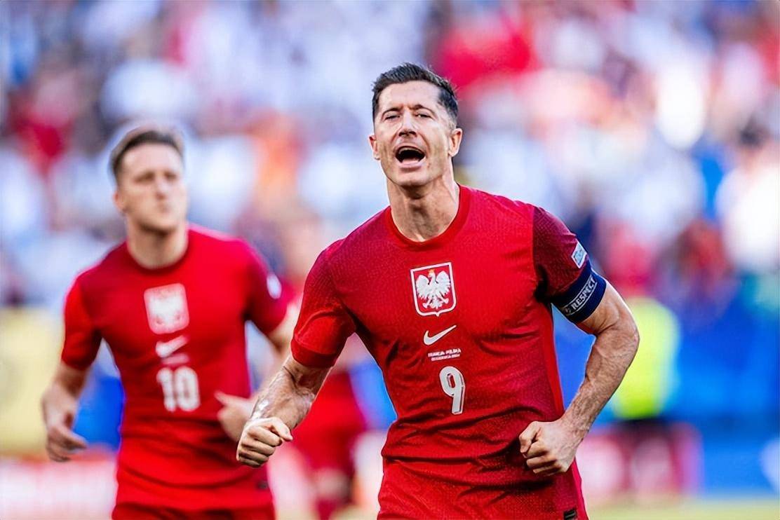 包含英格兰国家队调整战术,面对克罗地亚挑战的词条 包含英格兰国家队调整战术,面对克罗地亚挑战的词条