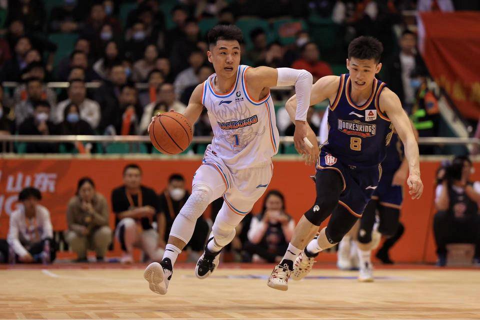 四川男篮胜出，球员士气高昂信心满满！的简单介绍