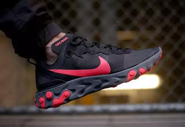 惊喜不断！黑马篮球队异军突起的简单介绍