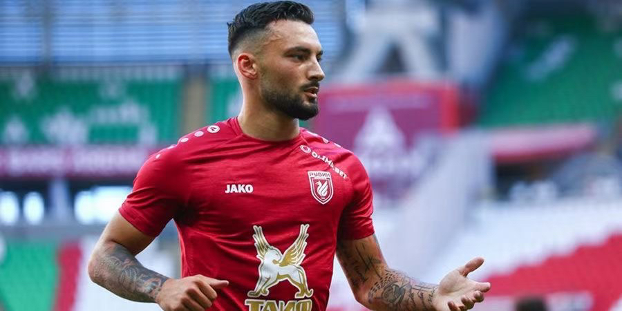 诺维奇中场频频失误，紧急反思磨炼技术