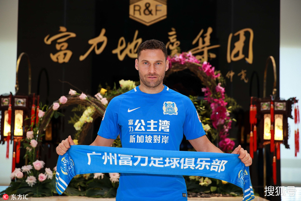 欧洲球员加盟北美俱乐部引关注 欧洲球员加盟北美俱乐部引关注