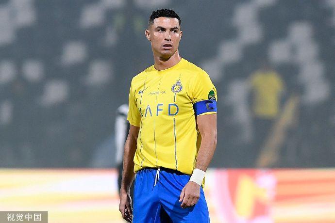 球员个人表现在球队的胜利中起到了关键作用 球员个人表现在球队的胜利中起到了关键作用