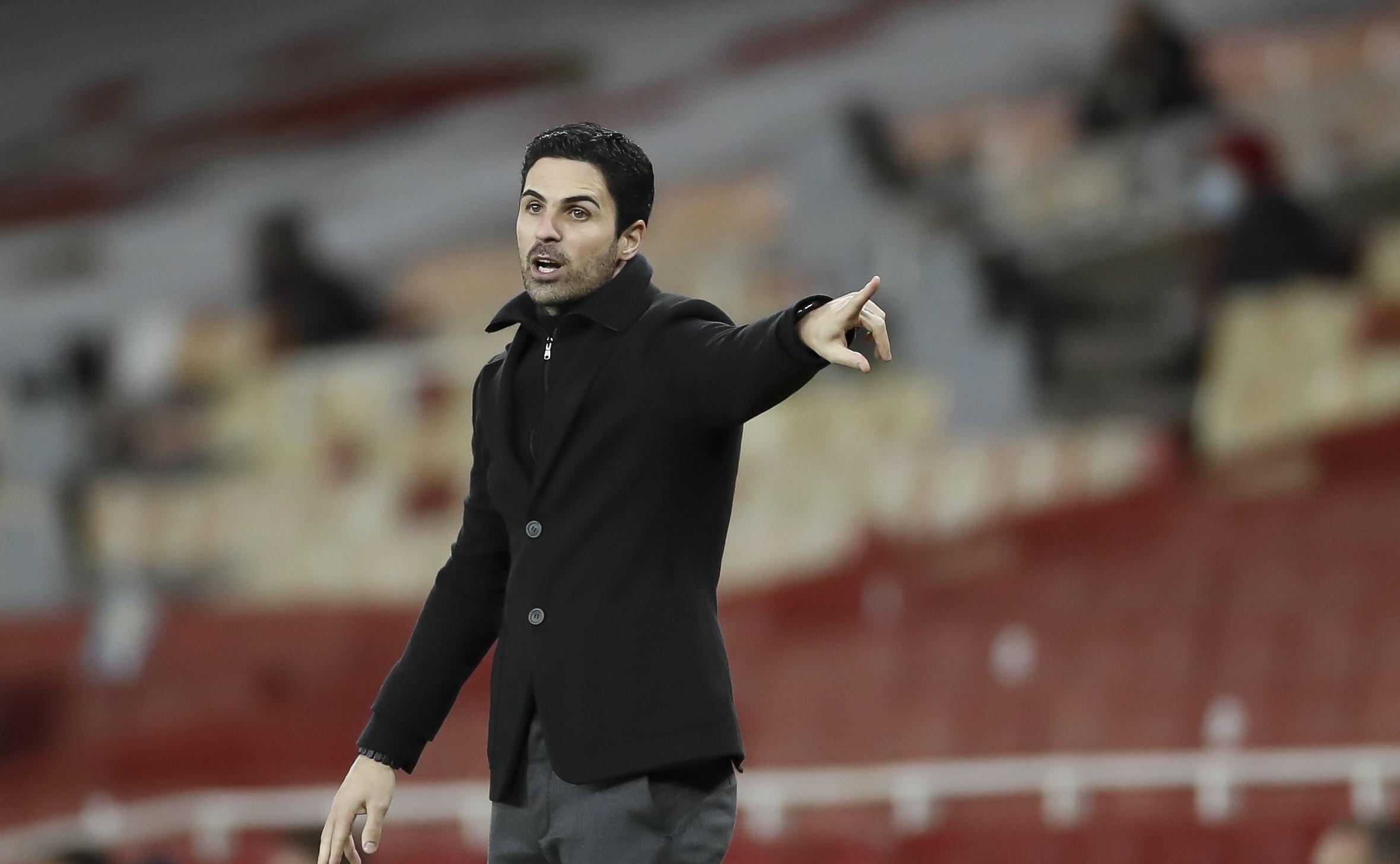 包含阿尔希拉尔中场大将伤愈复出，战布宜诺斯艾利斯独立阵容稳固的词条