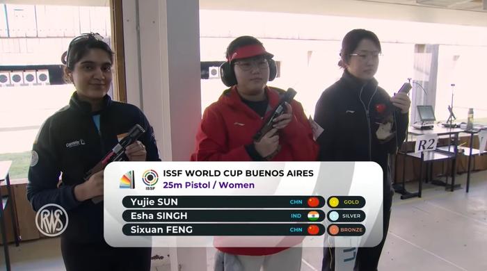 包含布宜诺斯艾利斯独立技战术演练密集，冲刺冠军全力以赴的词条