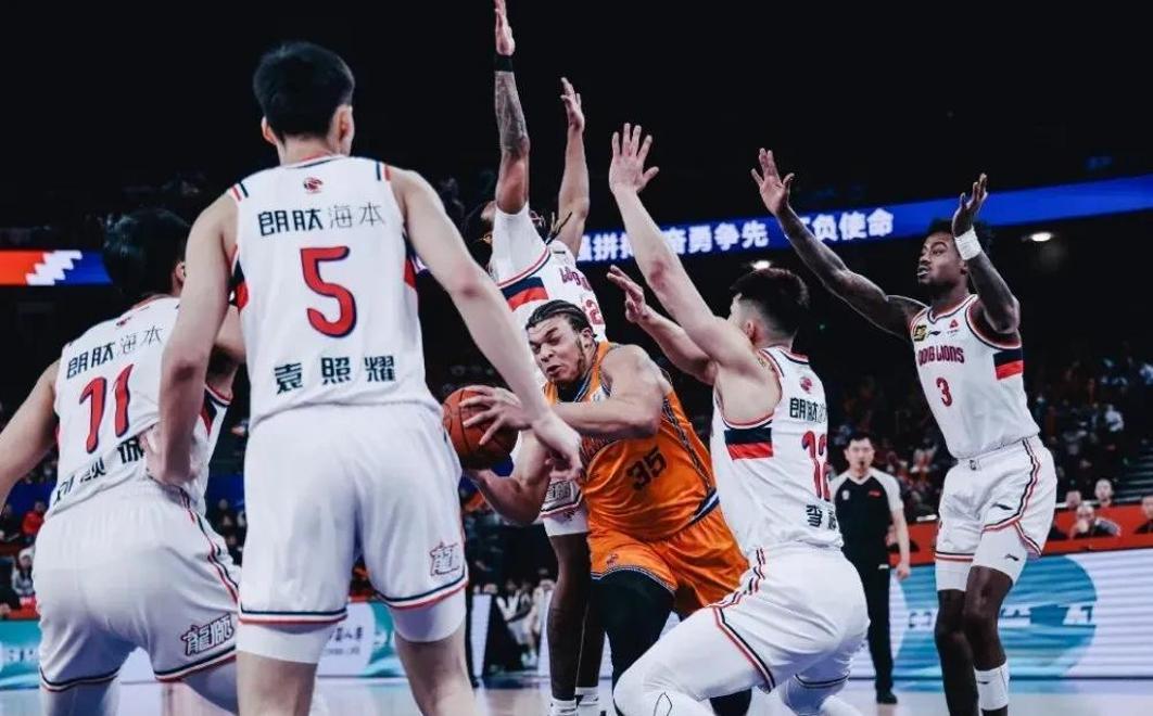 关于江苏男篮遭遇不敌,胜负难料的信息 关于江苏男篮遭遇不敌,胜负难料的信息