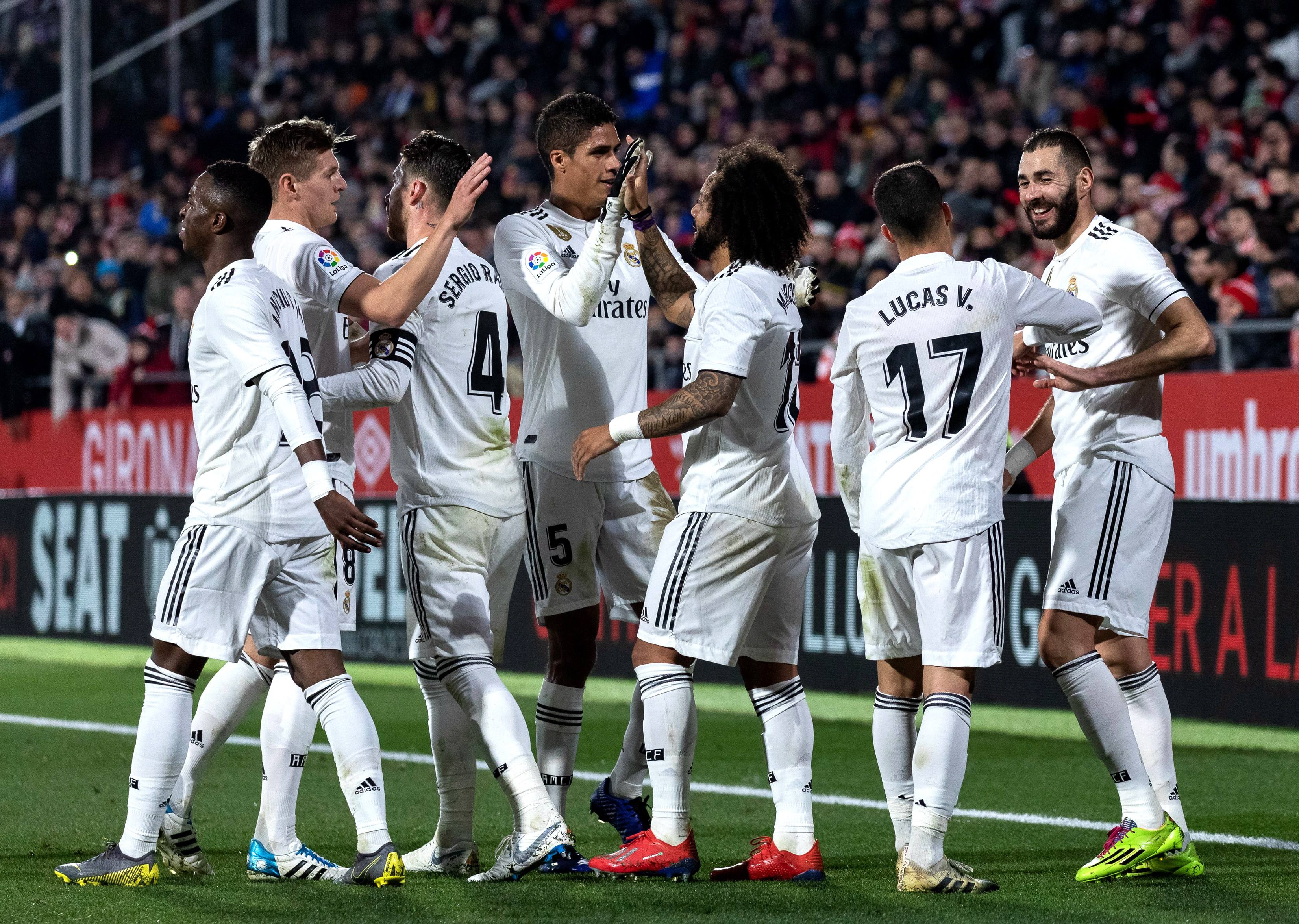 包含瓦拉多利德大胜对手，向保级目标迈进的词条