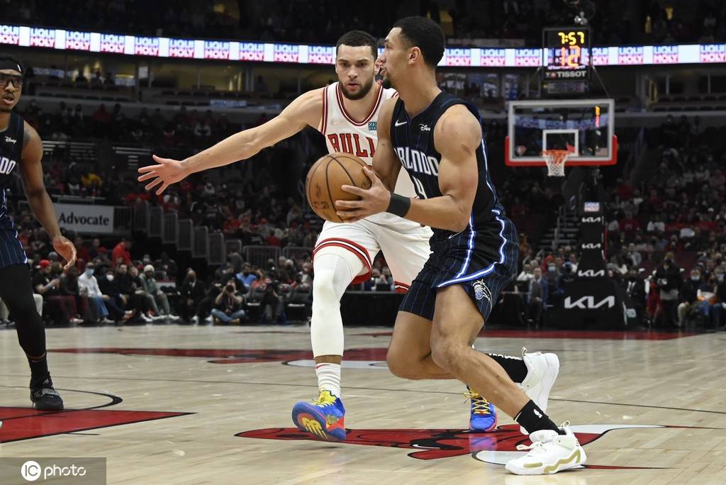 魔术vs篮网:戈登关键时刻送助攻,篮网惊险击败魔术的简单介绍 魔术vs篮网:戈登关键时刻送助攻,篮网惊险击败魔术的简单介绍