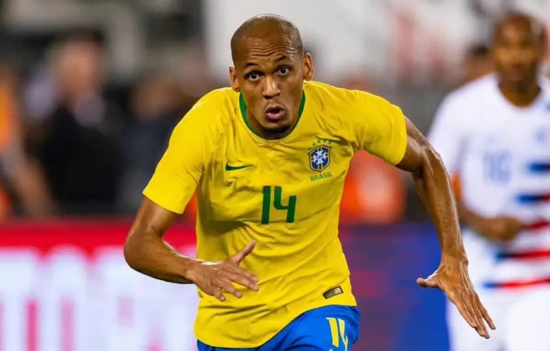 球员在国际比赛中展现出色发挥