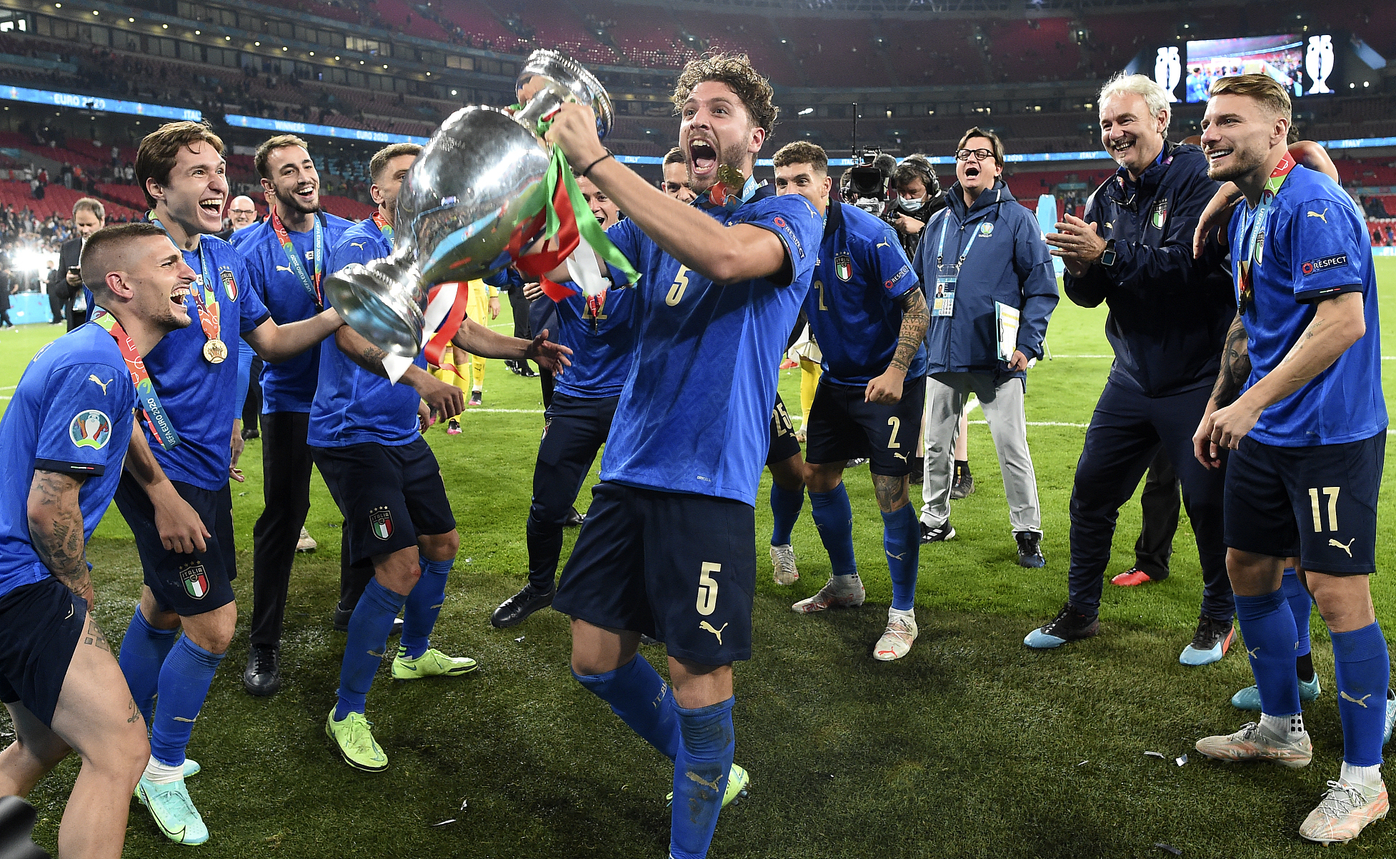 西班牙队遭逢挑战成功晋级欧洲锦标赛的简单介绍 西班牙队遭逢挑战成功晋级欧洲锦标赛的简单介绍