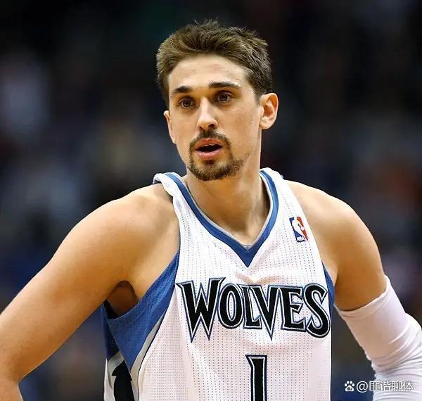 关于土耳其险胜冰岛，晋级形势悬念重重的信息