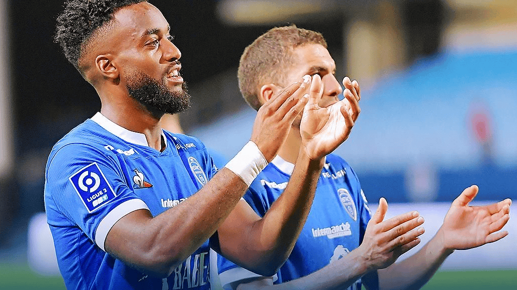 圣埃蒂安足球俱乐部战胜对手，积分榜有所上升