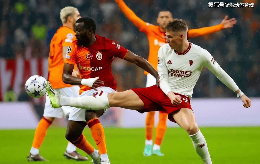 阿贾克斯客场击败对手保持领先