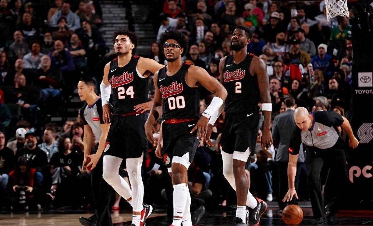 关于体育巨星全球赛事中频频亮相，引发轰动的信息