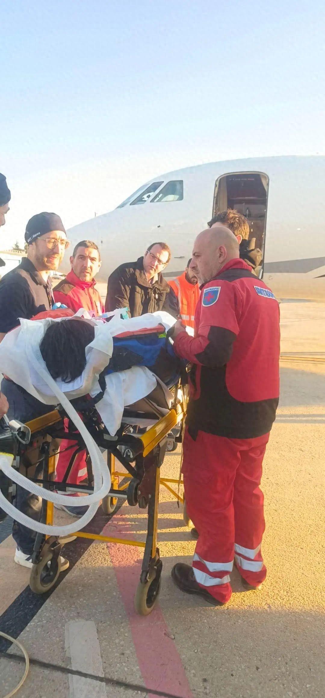 西班牙巨星受伤，球队遭遇重创的简单介绍