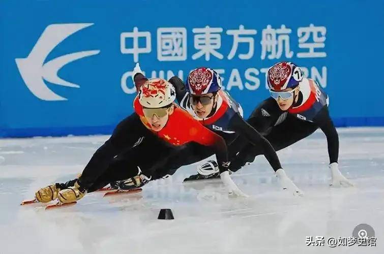 韩国滑雪选手获得高山滑雪银牌！