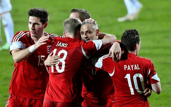 包含塞尔维亚险胜卢森堡,保住晋级希望的词条 包含塞尔维亚险胜卢森堡,保住晋级希望的词条