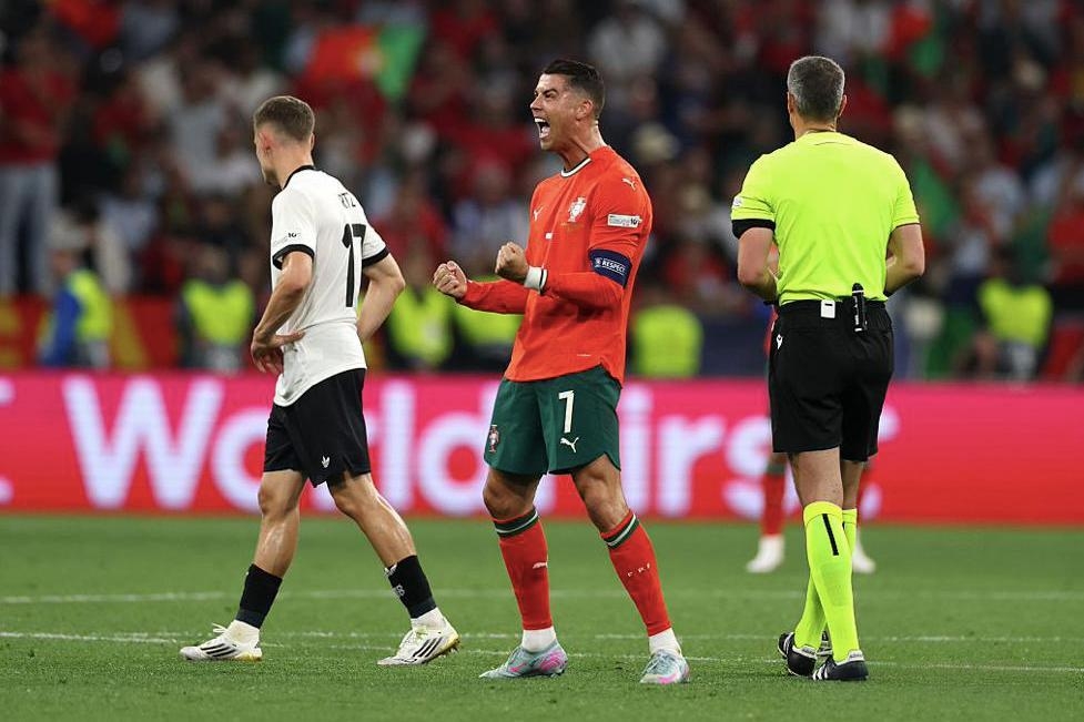 葡萄牙大战胜利，成功进入欧洲杯半决赛的简单介绍