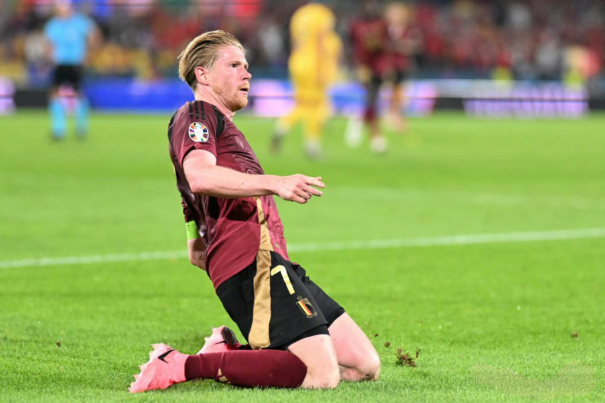 包含比利时队表现抢眼,稳步前行的词条 包含比利时队表现抢眼,稳步前行的词条