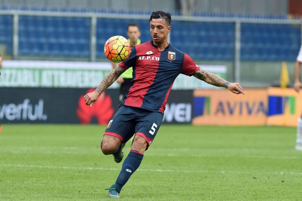 包含佛罗伦萨主场惨败热那亚，遭遇两连败的词条