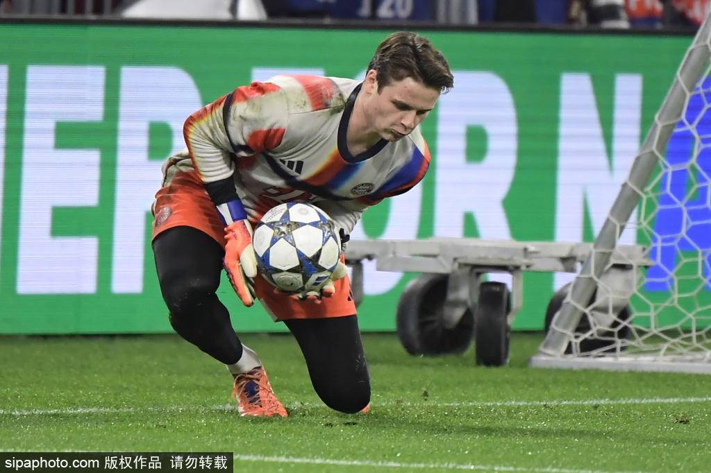 拜仁慕尼黑门将得到主帅信任，成为球队守门利器的简单介绍